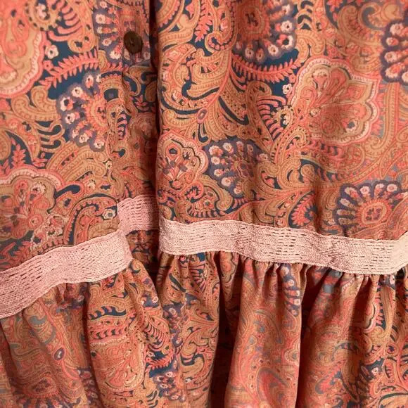NWOT BOEMO Dress L Paisley Floral Pink Tiered Bow-Tie Crochet Maxi Midi Short-Sl